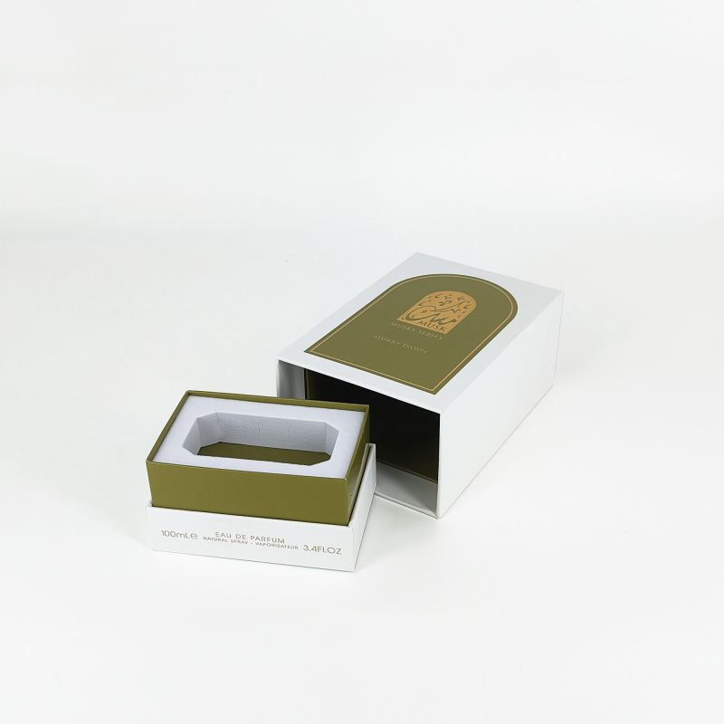 Gullfolie preget parfymeboks med EVA -brett, stiv base og elegant lokkdesign HP031
